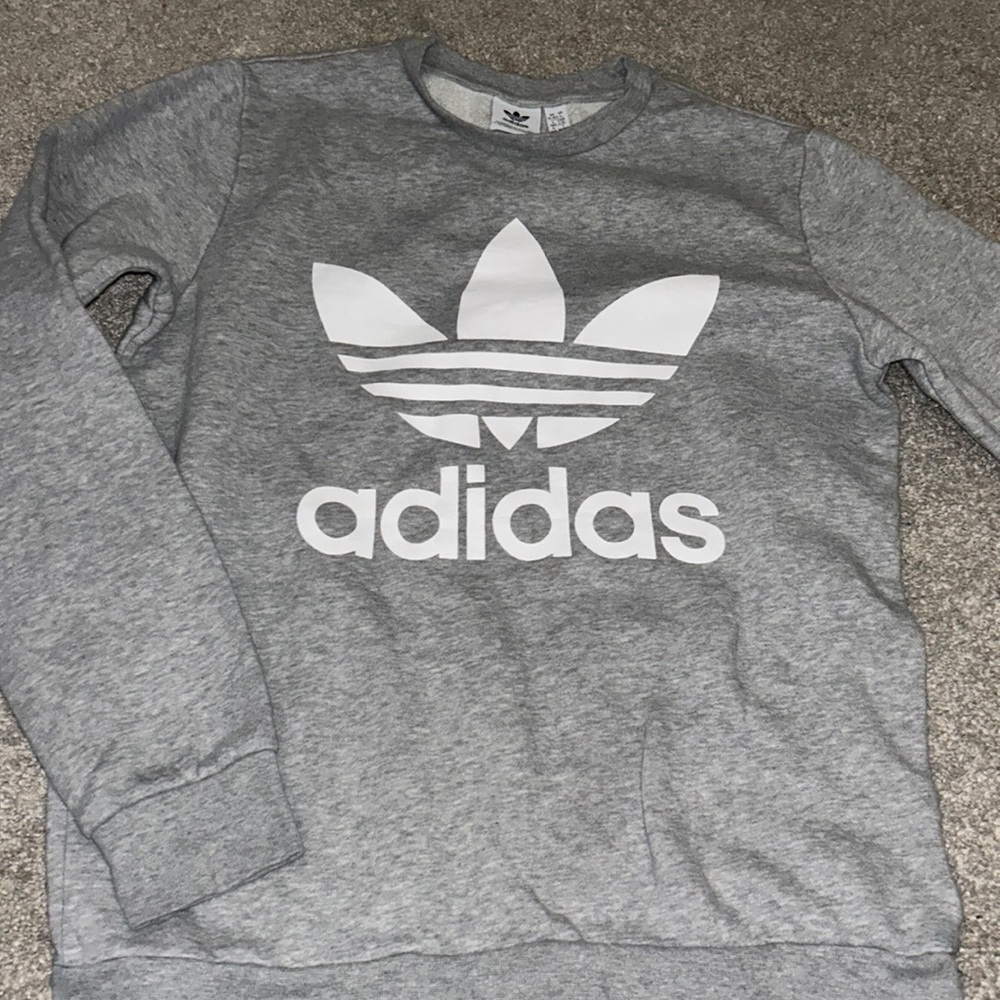 Adidas kids pullover. Gray color!